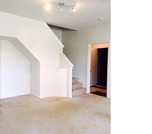 5th image of 2108 Trailway Ct #1