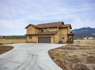 8330 W Suzette Ln, Flagstaff, AZ 86001