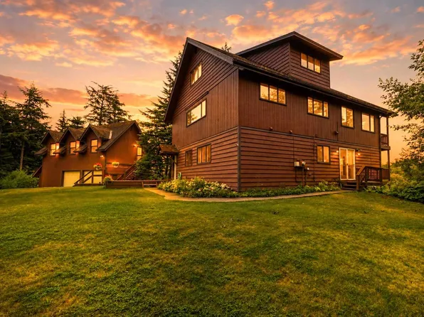15900 Lee Dr, Juneau, AK 99801