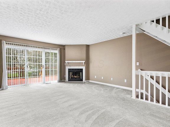 2nd image of 5709 Apricot Ln #94D