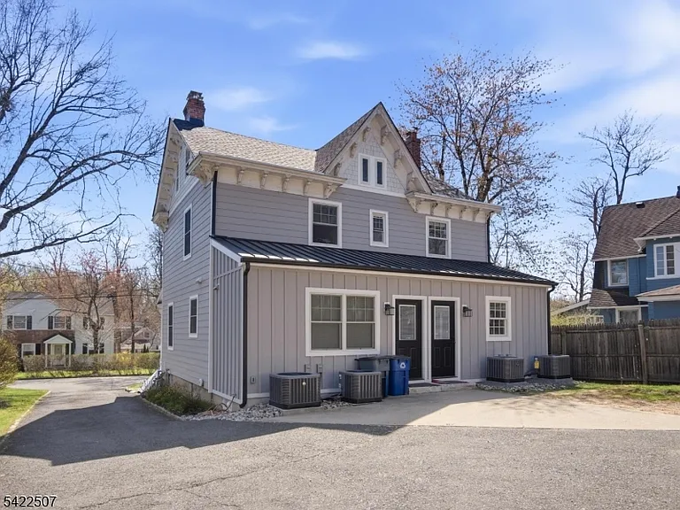 46 W End Ave #LEFT — Photo 18