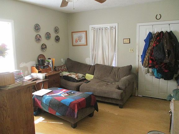 2nd image of 42078 Owl Hollow Rd