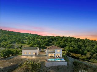 18419 Cerro Rd, Murrieta, CA 92562