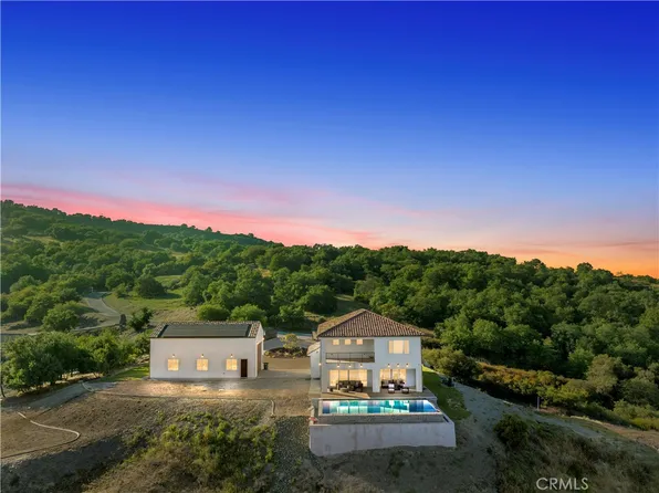 18419 Cerro Rd, Murrieta, CA 92562