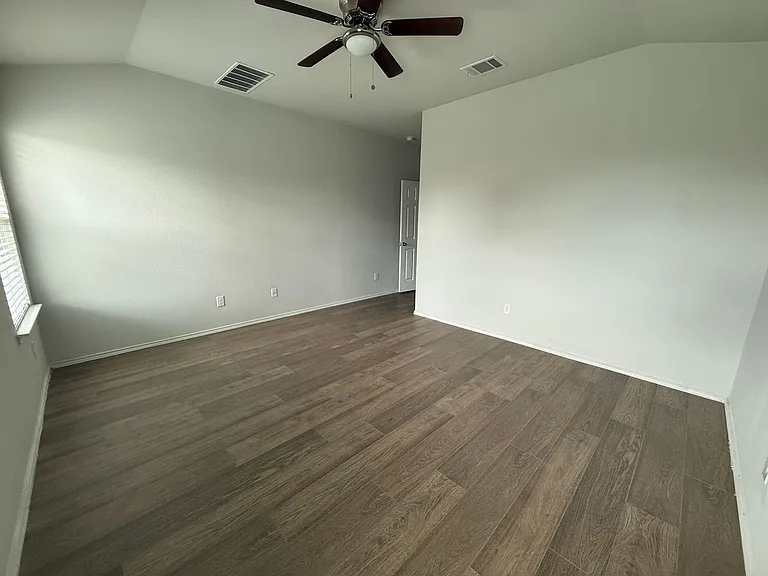 9610 Murandy Dr — Photo 22