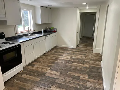 1031 Brown Ave #1 Photo 1