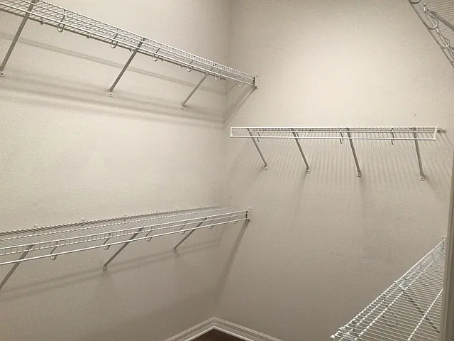 1726 Palmerston Cir — Photo 14