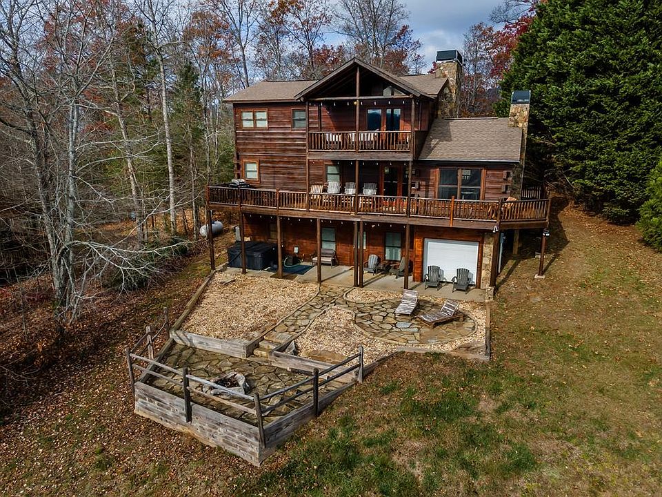2nd image of 350 Whipporwill Walk Rd