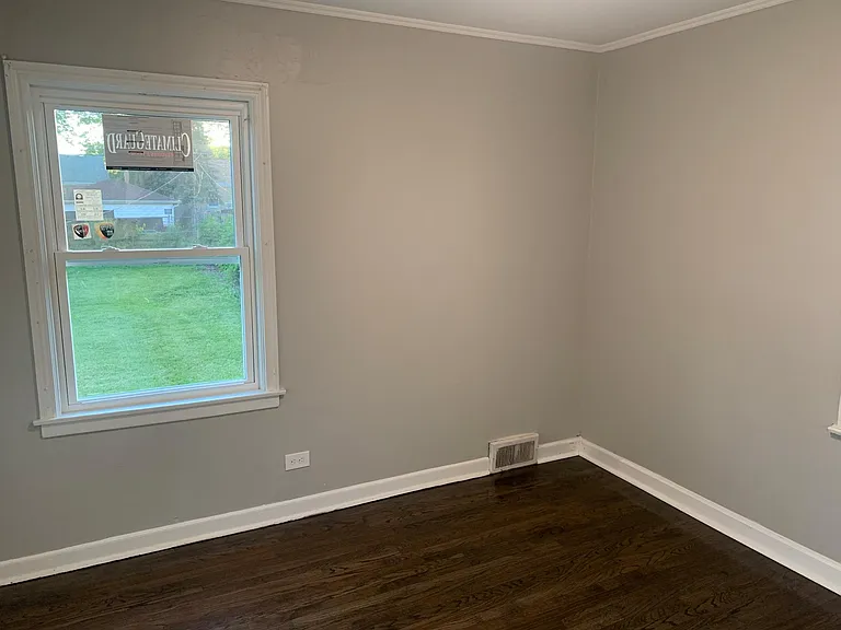 787 Buffalo Ave #F — Photo 3