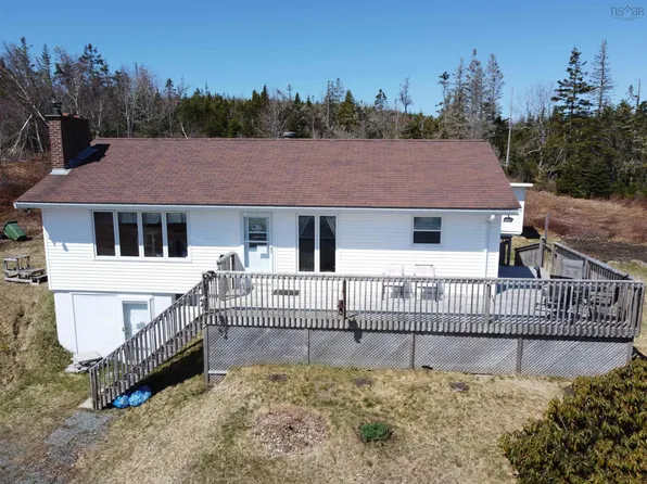 28019 Highway 7, Moosehead, NS B0J 2K0