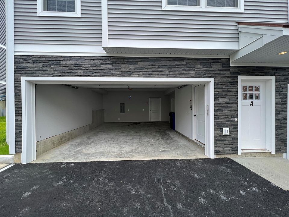 1st image of 692 New Haven Ave #A