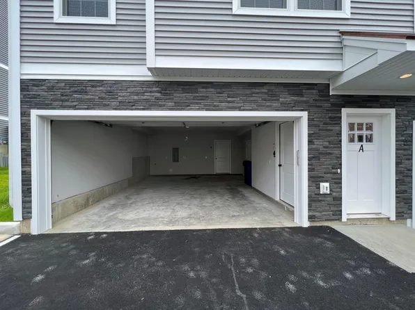 692 New Haven Ave #A, Milford, CT 06460