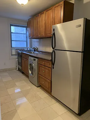 Rented by R New York | media 6