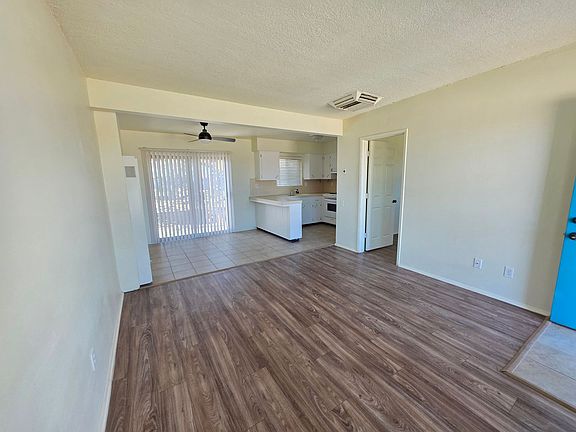 3rd image of 73636 Cactus Dr APT E
