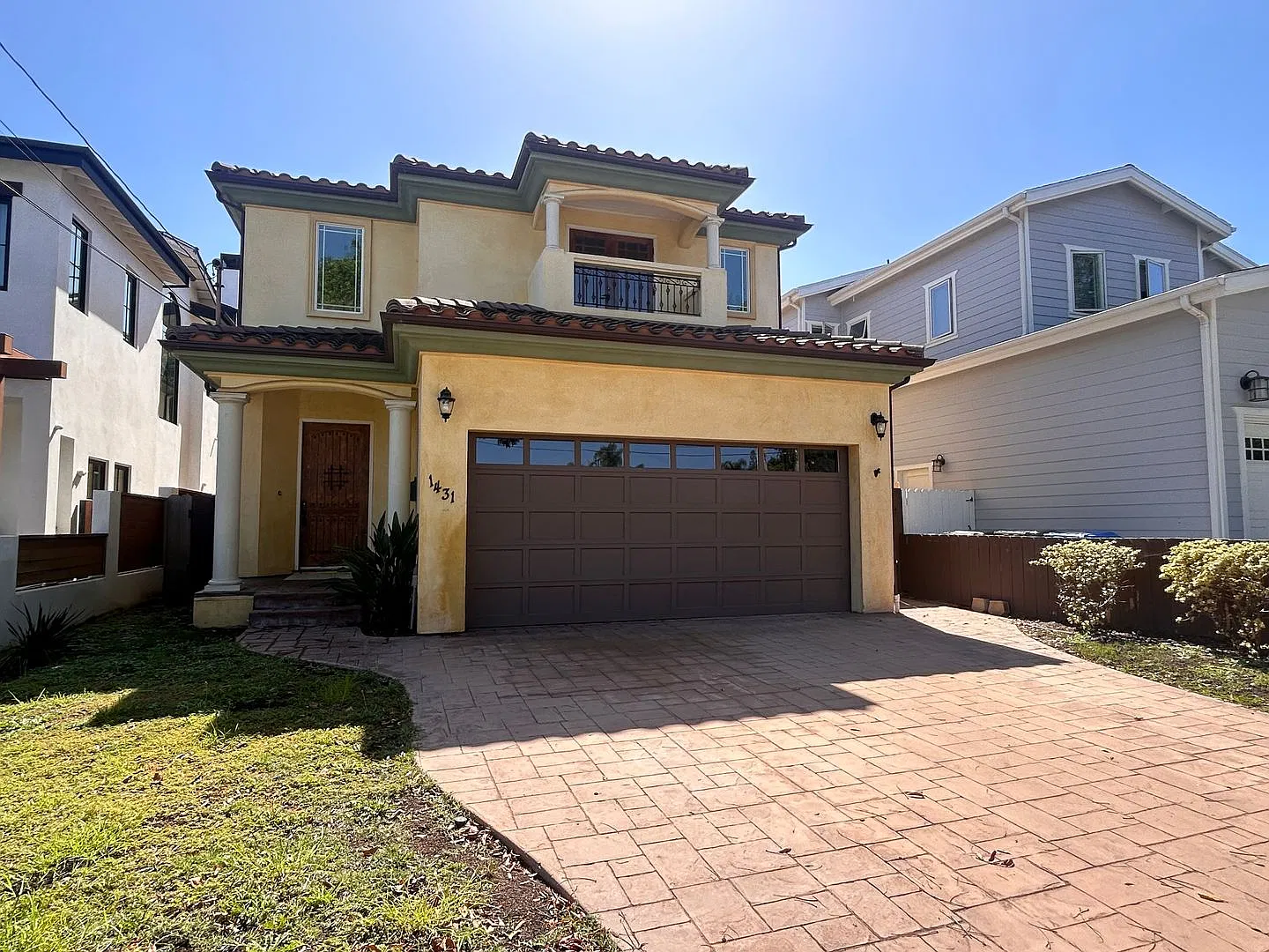 South Redondo - Spacious 4 Bedroom 4.5 Bathroom — Photo 2