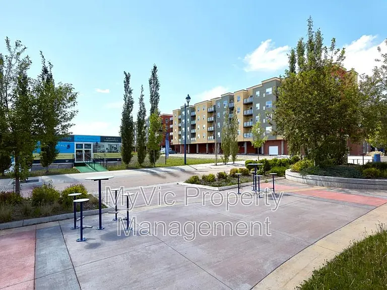 403 Belvedere Gate NW — Photo 12