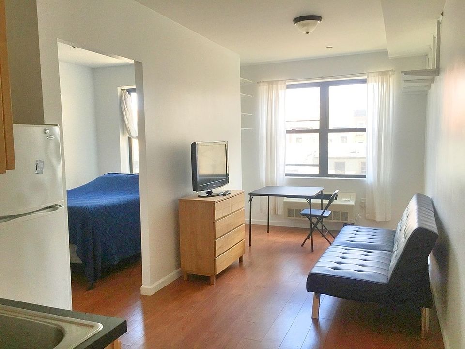 1st image of 423 E 117th St APT 4R