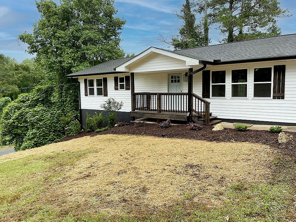 1st image of 306 Harper Valley Dr