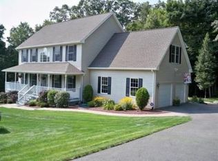 318 Eastview Dr, Coventry, CT 06238