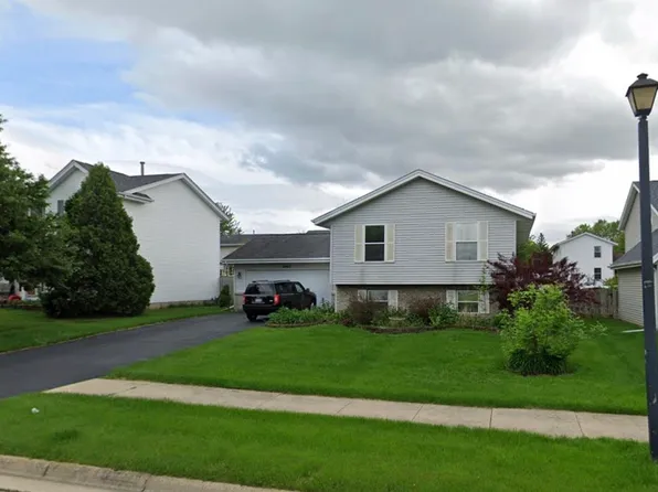 6463 Tramore Ln, Rockford, IL 61107