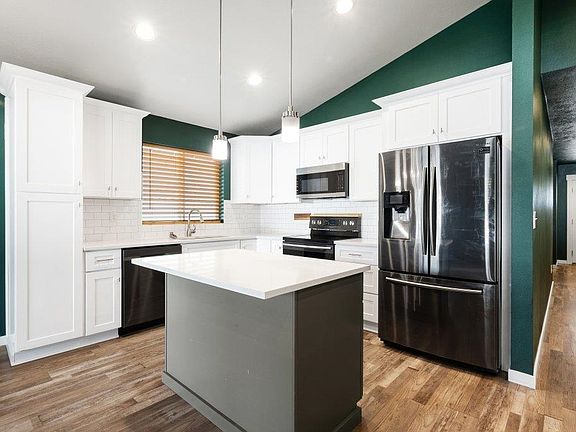 5th image of 2934 N Altamont St