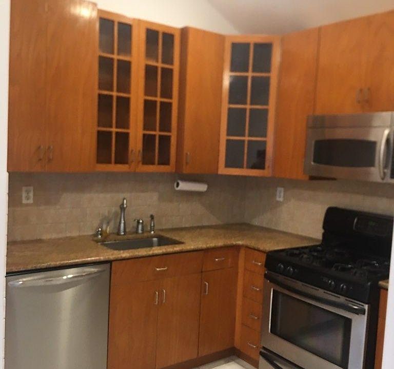 1st image of 468 Minnieford Ave