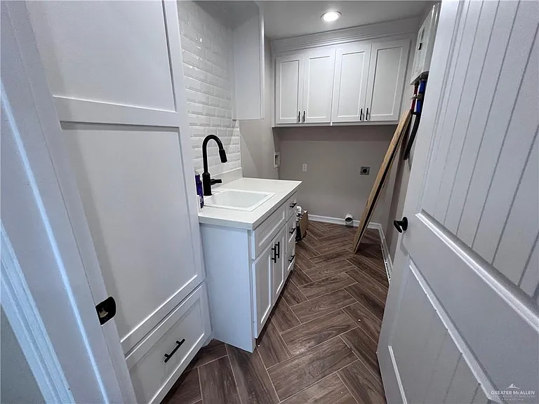 1726 La Paloma Ave — Photo 13
