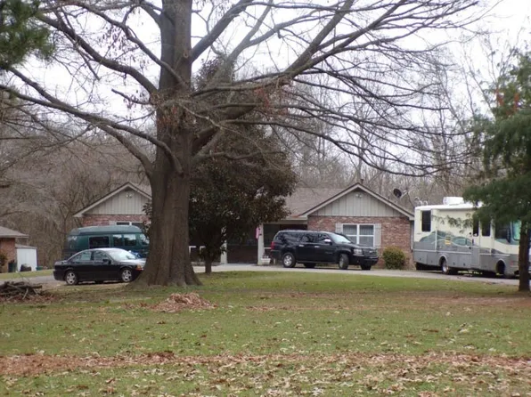 5684 Rust Rd, Memphis, TN 38127