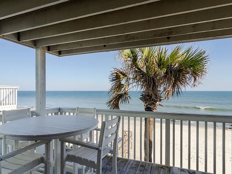 2102B Surfrider Ct — Photo 4