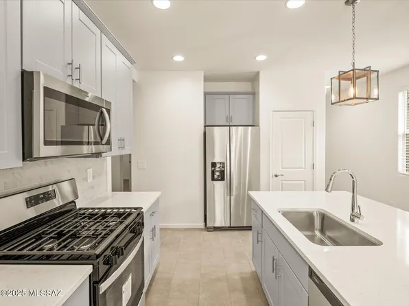 10369 W Granderson St, Marana, AZ 85653