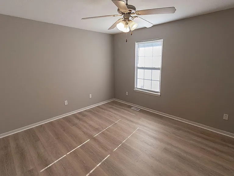4013 Snowy Owl Dr — Photo 17