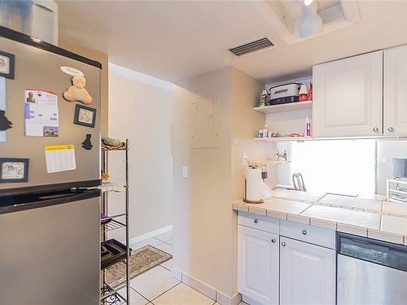 4th image of 407 Sheoah 15 Blvd