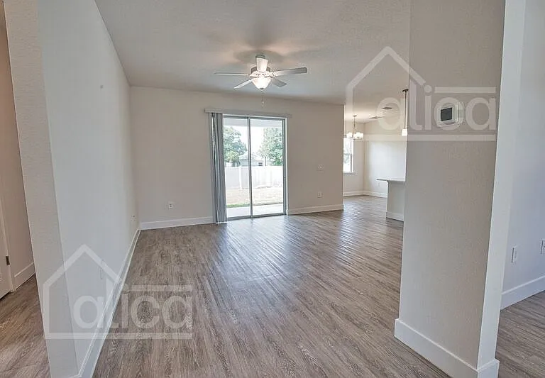 3539 Donahue Ave — Photo 4
