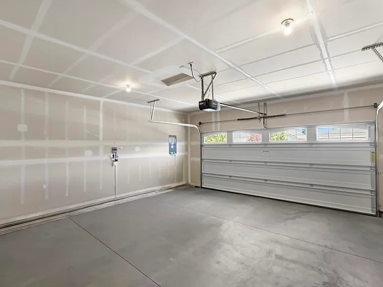 4345 W Silver Riv — Photo 31