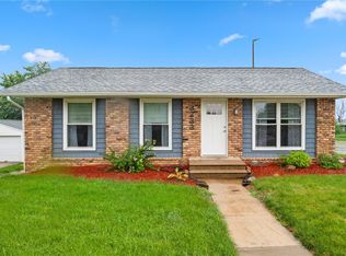 3233 Cameo Ln SW, Cedar Rapids, IA 52404