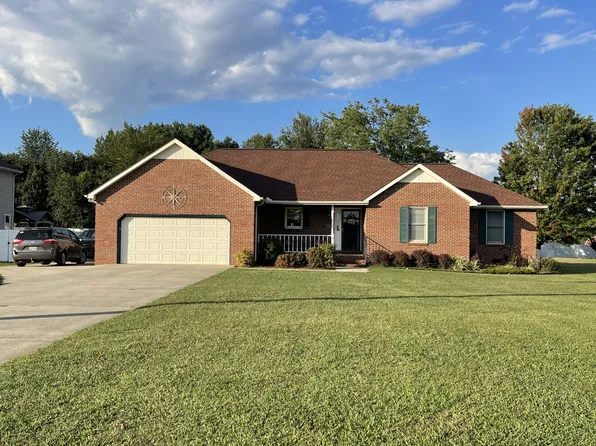 157 Summerset Pl, Estill Springs, TN 37330