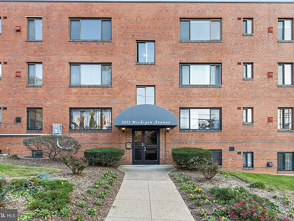 2nd image of 1031 Michigan Ave NE APT 303