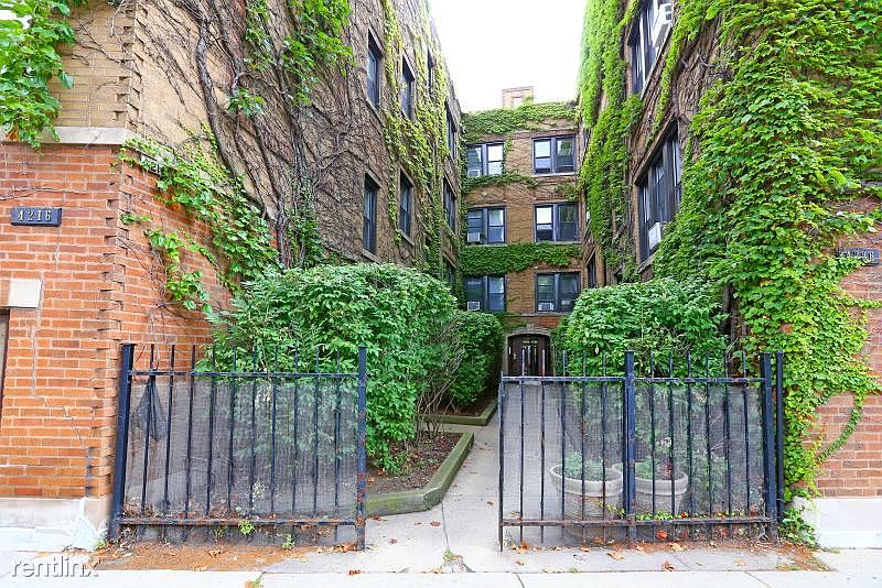1st image of 4216 N Clark St #42241