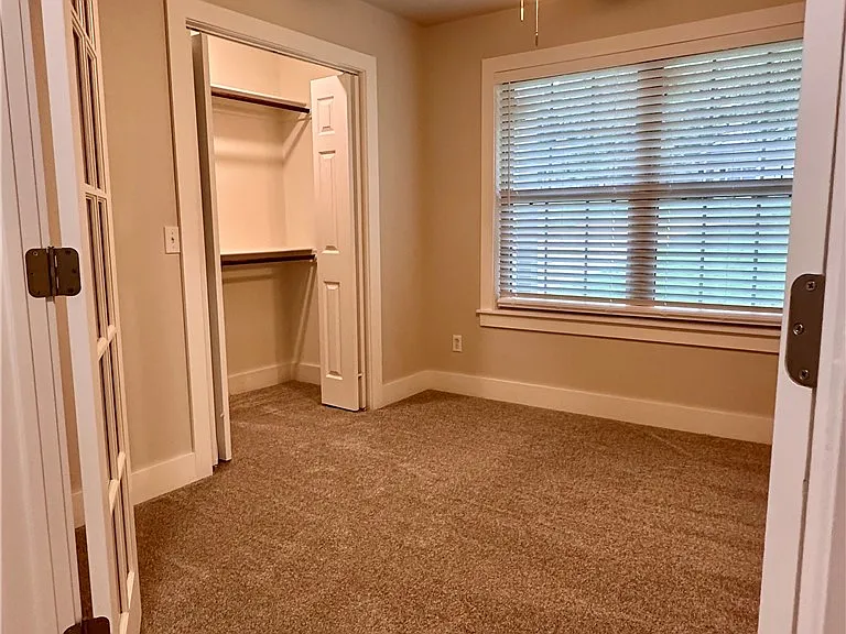 2137 E Stanwyk Dr — Photo 10