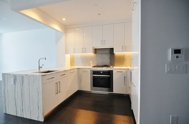 Rented by BLU Real Estate | media 34