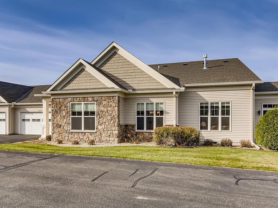 1st image of 20542 Everton Way N