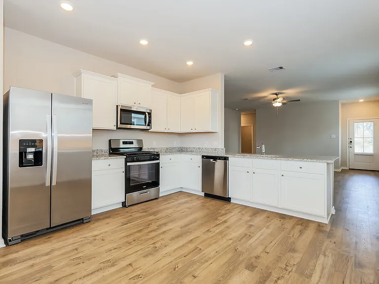 15574 Caramel Springs Dr — Photo 7