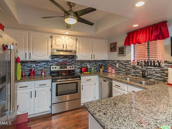 2nd image of 12212 N PARADISE VILLAGE Parkway S #404