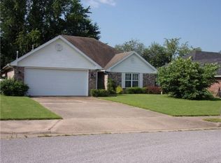 2955 Harrier Way, Springdale, AR 72762