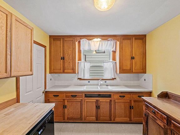 4th image of 1530 S 90th STREET