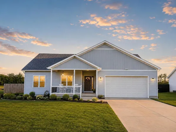1104 E Short Dr, Knox, IN 46534