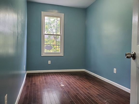 3rd image of 110 Williams Ave #31E