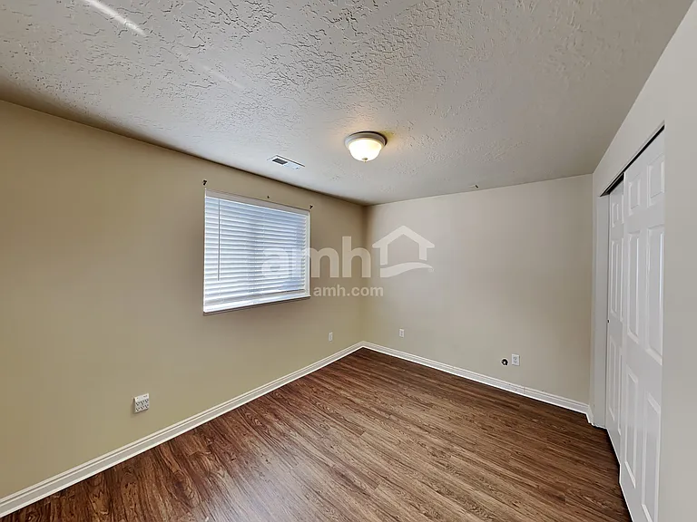 2475 W 1325 N — Photo 18