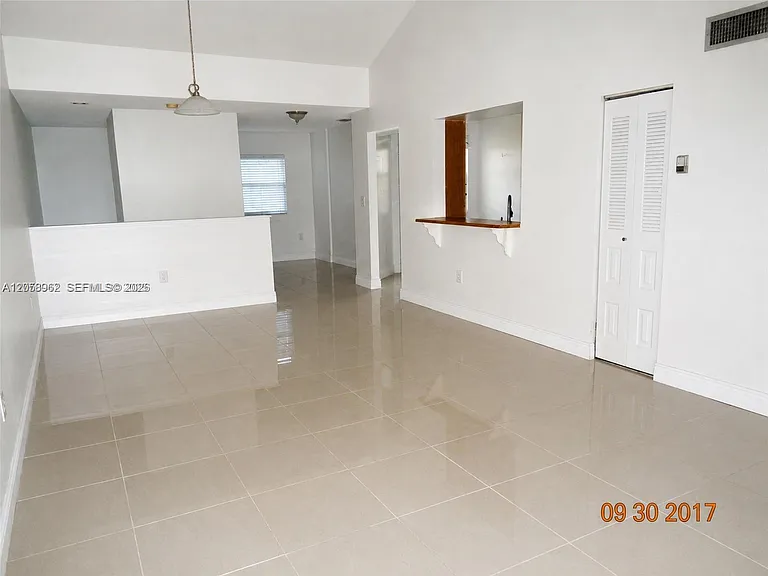 4970 NW 97th Pl #309 — Photo 1