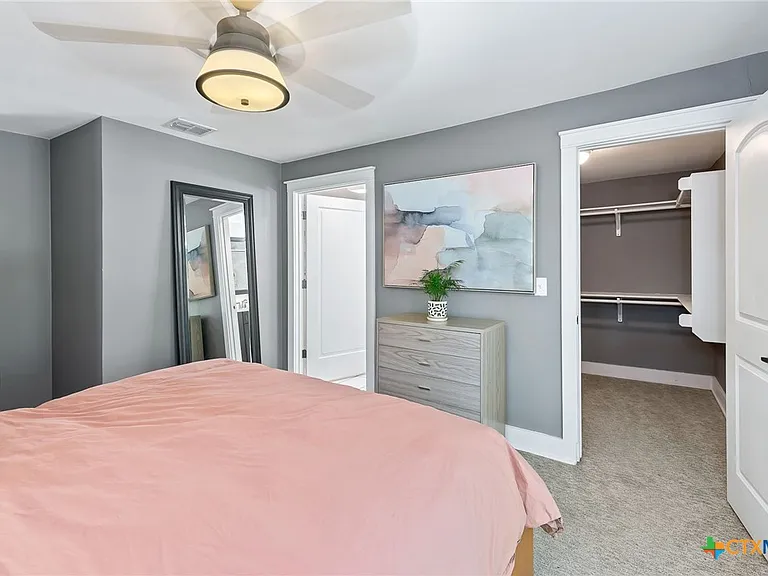 2404 Oak Crest Ave — Photo 20